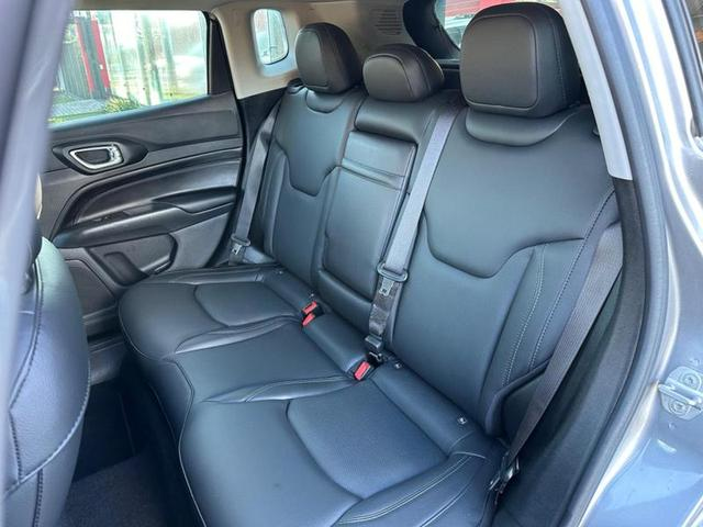 Foto do veículo JEEP COMPASS  LONG TF 2022 24.921 KM 135.900,00