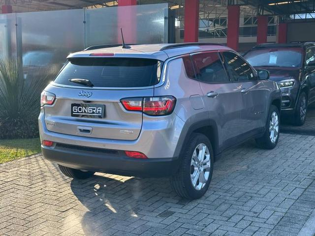 Foto do veículo JEEP COMPASS  LONG TF 2022 24.921 KM 135.900,00