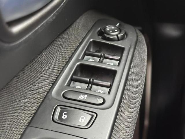 Foto do veículo JEEP RENEGADE  1.8 16V FLEX SPORT 4P MANUAL 2018 61.824 KM 69.900,00