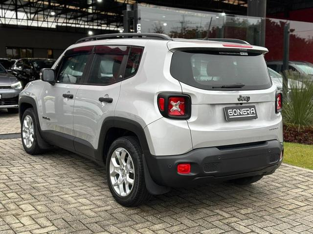 Foto do veículo JEEP RENEGADE  1.8 16V FLEX SPORT 4P MANUAL 2018 61.824 KM 69.900,00