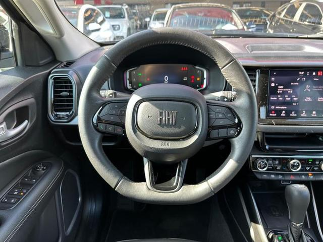 Foto do veículo FIAT TORO  VOLCANO AT9 D4 2023 15.345 KM 155.900,00