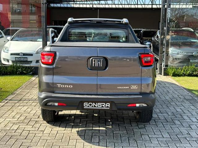 Foto do veículo FIAT TORO  VOLCANO AT9 D4 2023 15.345 KM 155.900,00
