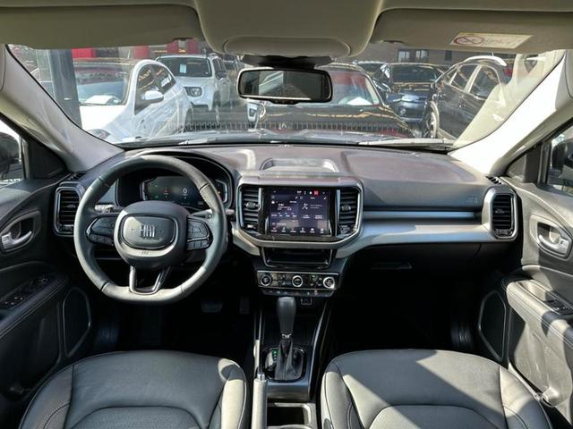 Foto do veículo FIAT TORO  VOLCANO AT9 D4 2023 15.345 KM 155.900,00