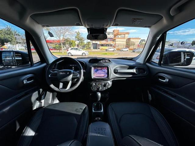 Foto do veículo JEEP RENEGADE  LONGITUDE T270 1.3 TB 4X2 FLEX AUT 2023 38.700 KM 114.900,00
