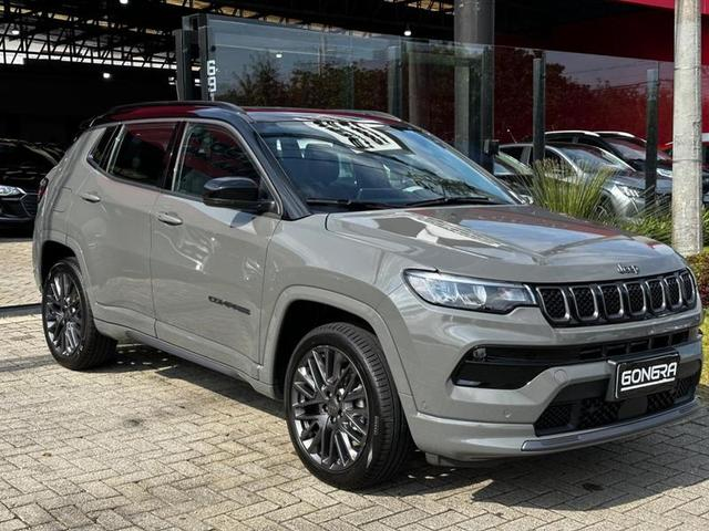 Foto do veículo JEEP COMPASS  SERIE S TF 2023 13.275 KM 186.900,00