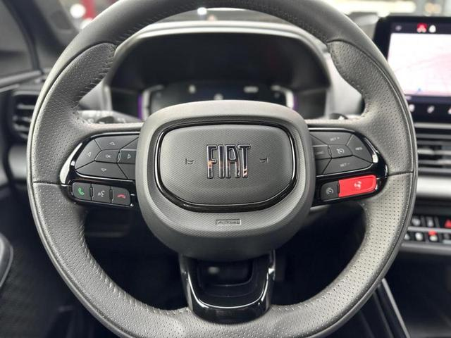 Foto do veículo FIAT FASTBACK  ABARTH T270 AT FLEX 2023 5.930 KM 130.900,00