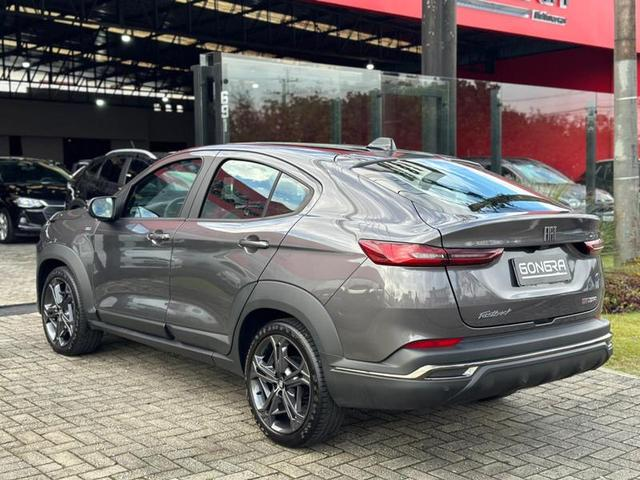 Foto do veículo FIAT FASTBACK  ABARTH T270 AT FLEX 2023 5.930 KM 130.900,00