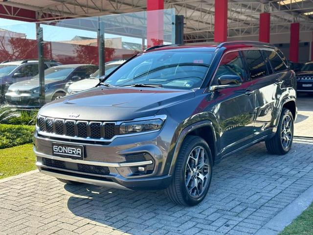 Foto do veículo JEEP COMMANDER  OVERLAND TD380 4X4 TURBO DIESEL 2023 12.839 KM 238.900,00