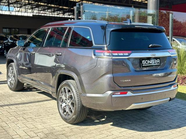 Foto do veículo JEEP COMMANDER  OVERLAND TD380 4X4 TURBO DIESEL 2023 12.839 KM 238.900,00