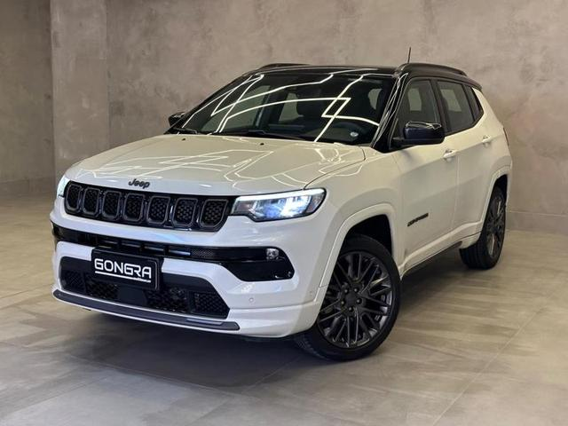 Foto do veículo JEEP COMPASS  SERIE S TF 2023 17.578 KM 177.900,00