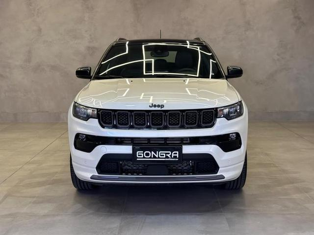 Foto do veículo JEEP COMPASS  SERIE S TF 2023 17.578 KM 177.900,00