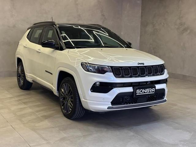 Foto do veículo JEEP COMPASS  SERIE S TF 2023 17.578 KM 177.900,00