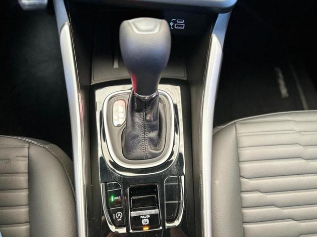 Foto do veículo FIAT FASTBACK  ABARTH T270 AT FLEX 2024 5.324 KM 139.900,00