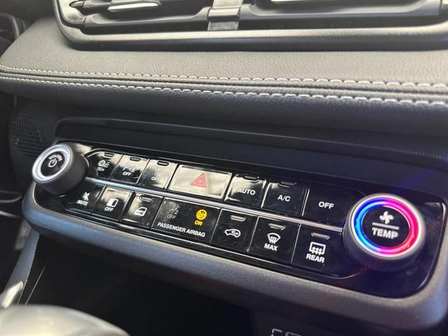 Foto do veículo FIAT FASTBACK  ABARTH T270 AT FLEX 2024 5.324 KM 139.900,00