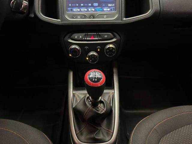 Foto do veículo CHEVROLET ONIX  1.4 LT 2015 96.350 KM 47.900,00