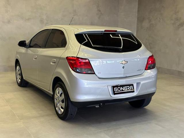 Foto do veículo CHEVROLET ONIX  1.4 LT 2015 96.350 KM 47.900,00