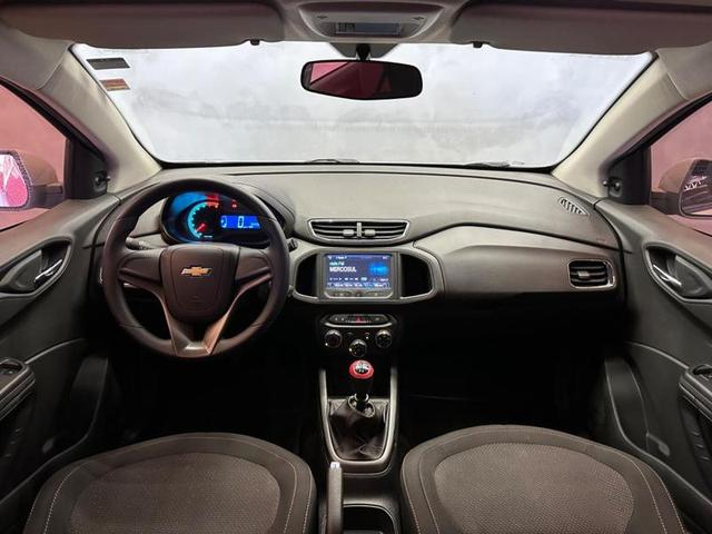 Foto do veículo CHEVROLET ONIX  1.4 LT 2015 96.350 KM 47.900,00