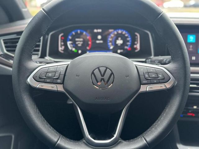 Foto do veículo VOLKSWAGEN VIRTUS  1.0 200 TSI HIGHLINE AUTOMÁTICO 2024 10.168 KM 129.900,00