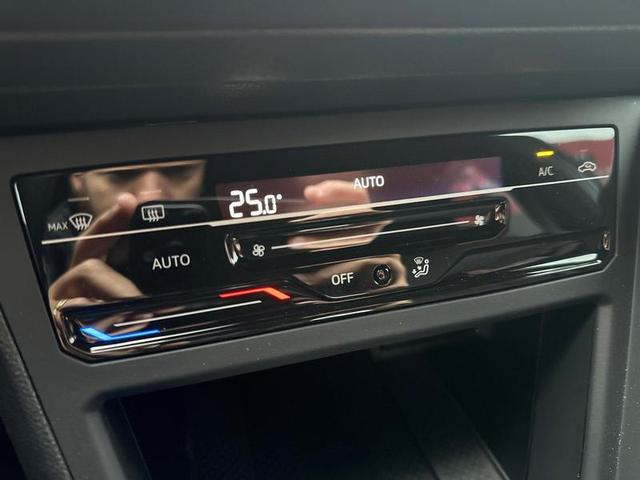 Foto do veículo VOLKSWAGEN VIRTUS  1.0 200 TSI HIGHLINE AUTOMÁTICO 2024 10.168 KM 129.900,00