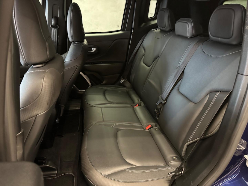 Foto do veículo JEEP RENEGADE  LONGITUDE 4X4 AUTOMATICO 2019 54.988 KM 125.900,00