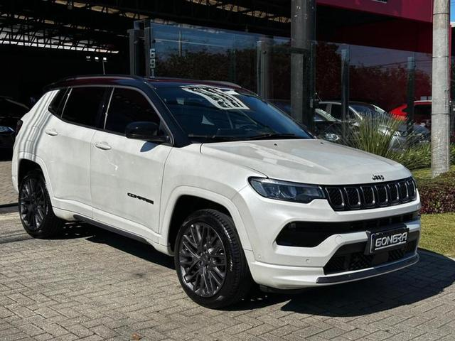 Foto do veículo JEEP COMPASS  SERIE S TF 2022 8.564 KM 172.900,00