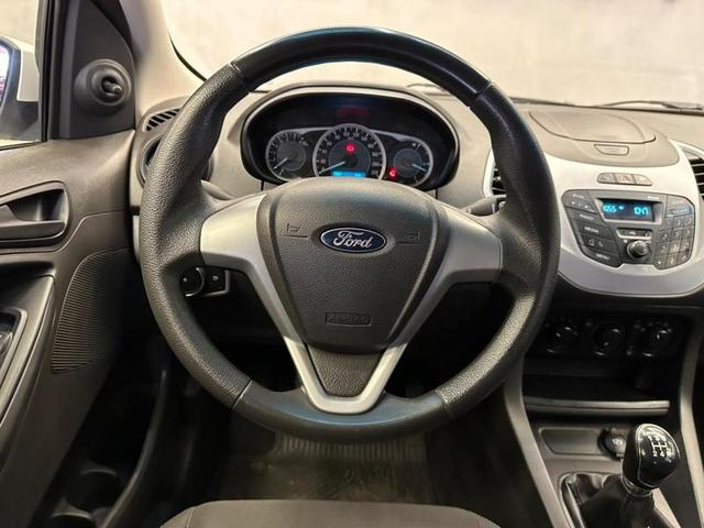 Foto do veículo FORD KA  1.0 SE 12V FLEX 4P 2016 96.824 KM 41.900,00