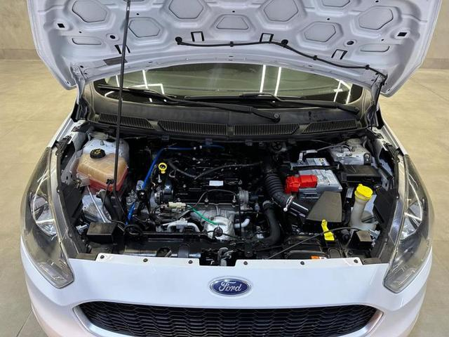 Foto do veículo FORD KA  1.0 SE 12V FLEX 4P 2016 96.824 KM 41.900,00