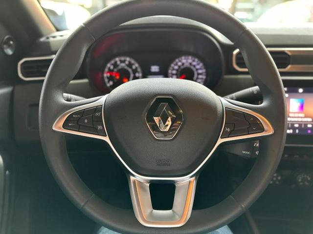 Foto do veículo RENAULT DUSTER  1.6 16V 2022 56.250 KM 88.900,00