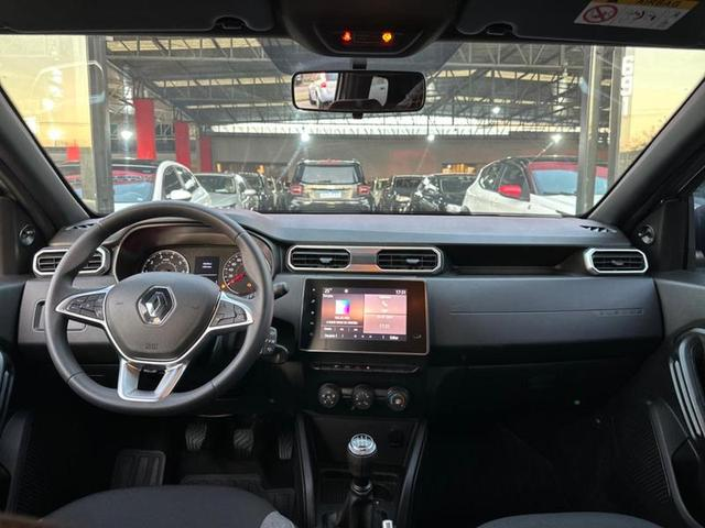 Foto do veículo RENAULT DUSTER  1.6 16V 2022 56.250 KM 88.900,00