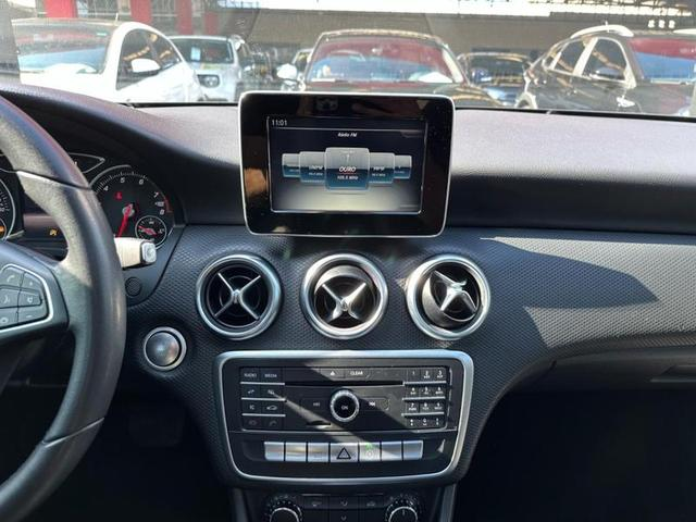 Foto do veículo MERCEDES-BENZ A200 A200FF 2018 52.000 KM 119.900,00