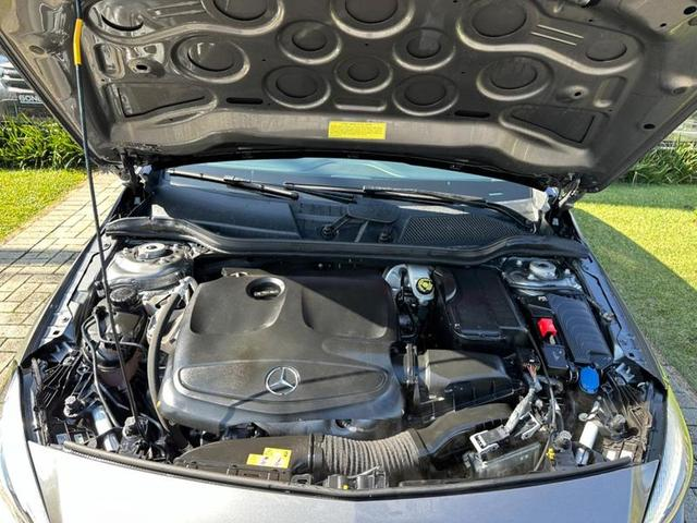 Foto do veículo MERCEDES-BENZ A200 A200FF 2018 52.000 KM 119.900,00