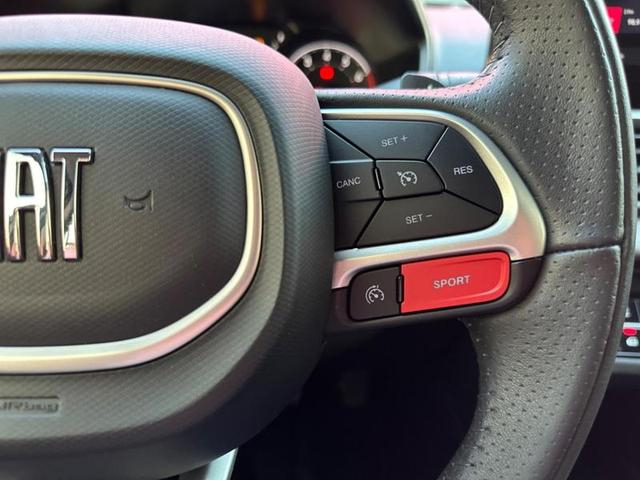 Foto do veículo FIAT FASTBACK  AUDACE TURBO 200 FLEX AT 4P 2023 25.382 KM 117.900,00