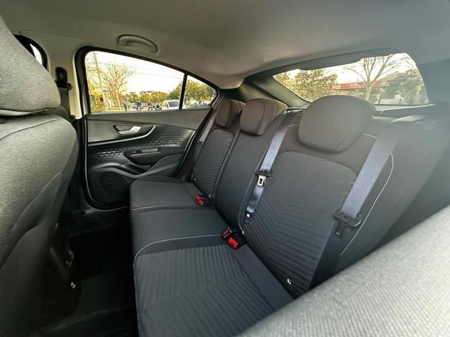 Foto do veículo FIAT FASTBACK  AUDACE TURBO 200 FLEX AT 4P 2023 25.382 KM 117.900,00