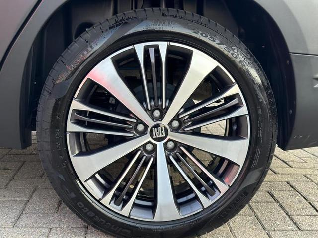 Foto do veículo FIAT FASTBACK  AUDACE TURBO 200 FLEX AT 4P 2023 25.382 KM 117.900,00