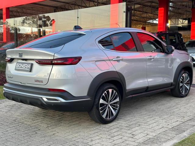 Foto do veículo FIAT FASTBACK  AUDACE TURBO 200 FLEX AT 4P 2023 25.382 KM 117.900,00