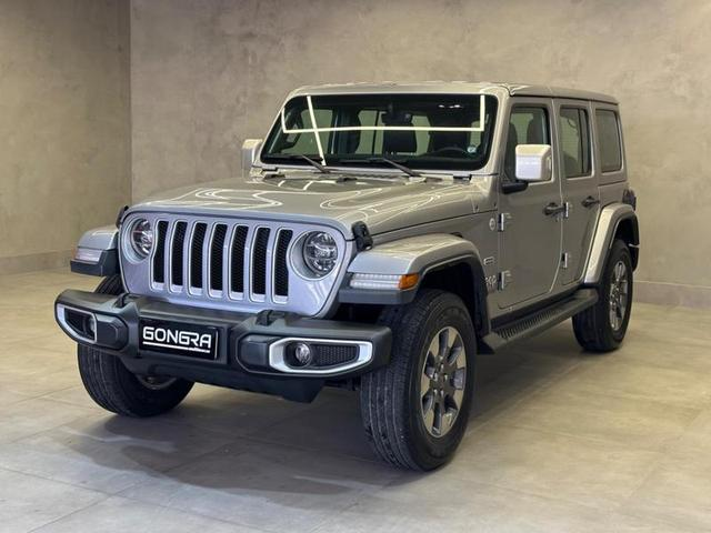 Foto do veículo JEEP WRANGLER  ULMTD SAHARA OVRL 2019 5.445 KM 329.900,00