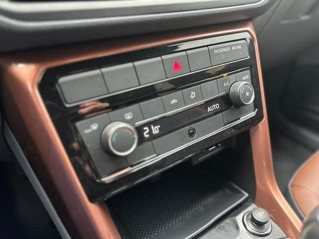 Foto do veículo VOLKSWAGEN T-CROSS  CL TSI AD 2021 15.693 KM 109.900,00