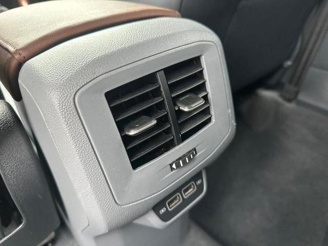 Foto do veículo VOLKSWAGEN T-CROSS  CL TSI AD 2021 15.693 KM 109.900,00