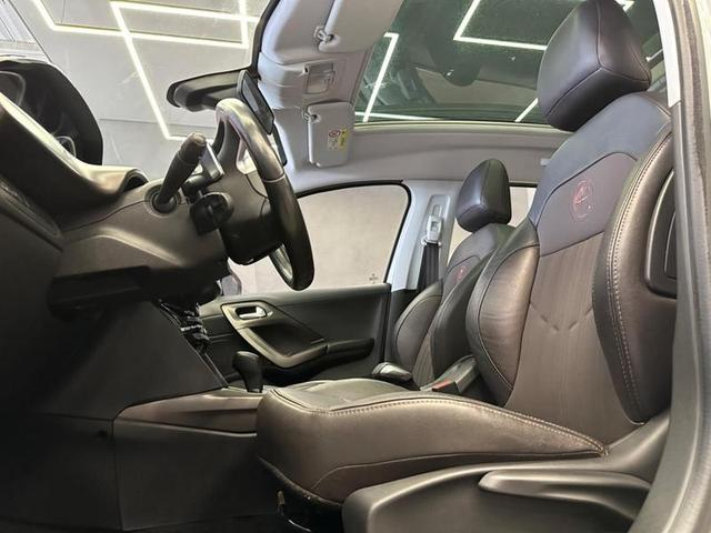 Foto do veículo PEUGEOT 2008  CROSSWAY 1.6 FLEX 16V 5P AUT 2017 78.262 KM 63.900,00