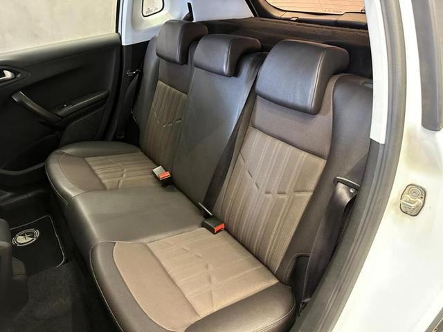 Foto do veículo PEUGEOT 2008  CROSSWAY 1.6 FLEX 16V 5P AUT 2017 78.262 KM 63.900,00
