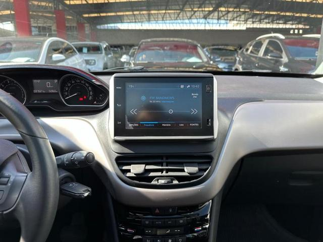 Foto do veículo PEUGEOT 208  1.6 GRIFFE 16V FLEX 4P AUTOMATICO 2020 37.010 KM 71.900,00