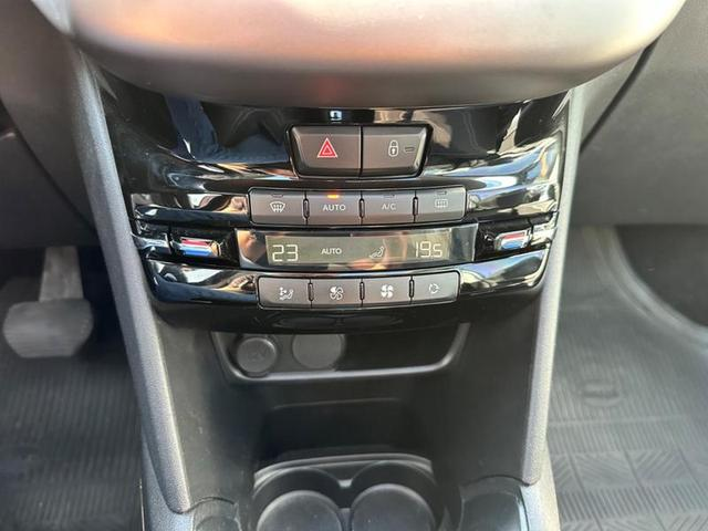 Foto do veículo PEUGEOT 208  1.6 GRIFFE 16V FLEX 4P AUTOMATICO 2020 37.010 KM 71.900,00