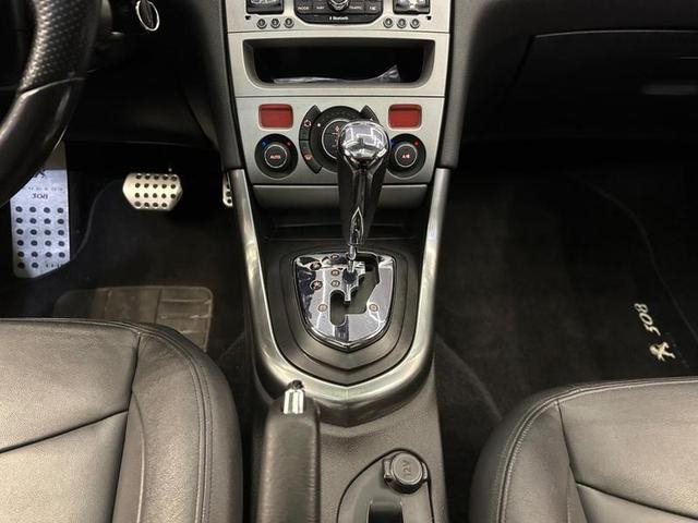 Foto do veículo PEUGEOT 308  1.6 GRIFFE THP 16V GASOLINA 4P AUTOMATICO 2015 96.449 KM 55.900,00