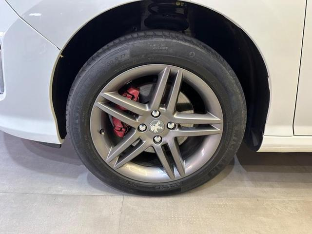 Foto do veículo PEUGEOT 308  1.6 GRIFFE THP 16V GASOLINA 4P AUTOMATICO 2015 96.449 KM 55.900,00