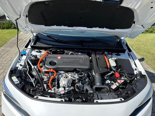 Foto do veículo HONDA CIVIC  SED.TOURING 2.0 16V AUT. (HÍBRIDO) 2024 2.332 KM 249.900,00