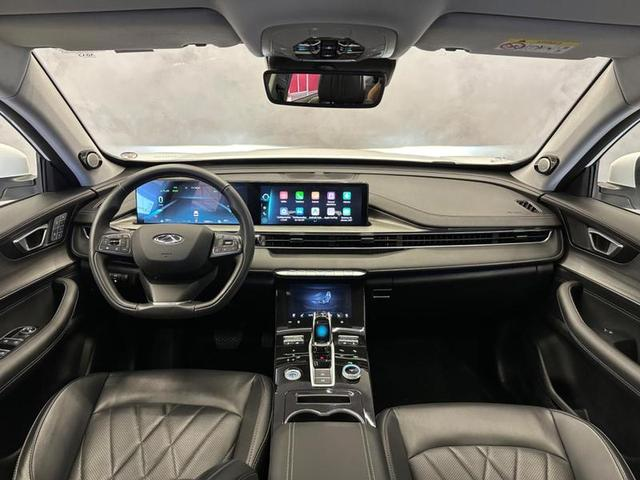 Foto do veículo CAOA CHERY TIGGO 8  PHEV 1.5T 2024 12.414 KM 217.900,00