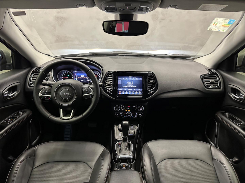 Foto do veículo JEEP COMPASS  LIMITED 2.0 4X4 DIESEL 16V AUT. 2021 61.752 KM 135.900,00