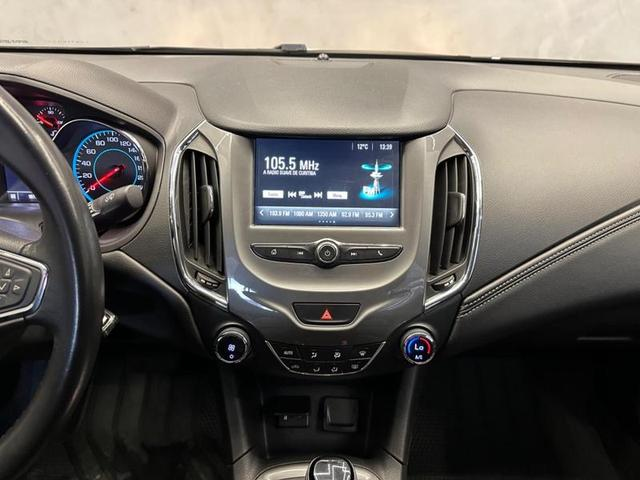 Foto do veículo CHEVROLET CRUZE  LT NB AUT 2018 106.981 KM 79.900,00