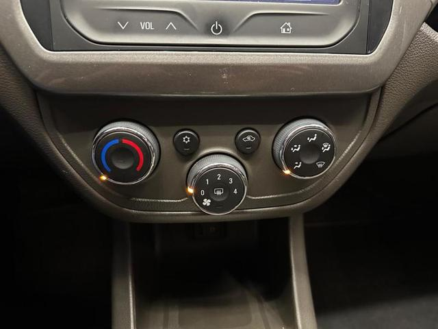 Foto do veículo CHEVROLET COBALT  1.8 LTZ 2015 78.141 KM 49.900,00