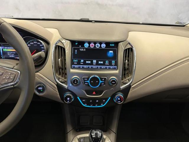 Foto do veículo CHEVROLET CRUZE  LTZ 1.4 16V TURBO FLEX 4P AUT 2019 63.345 KM 99.900,00